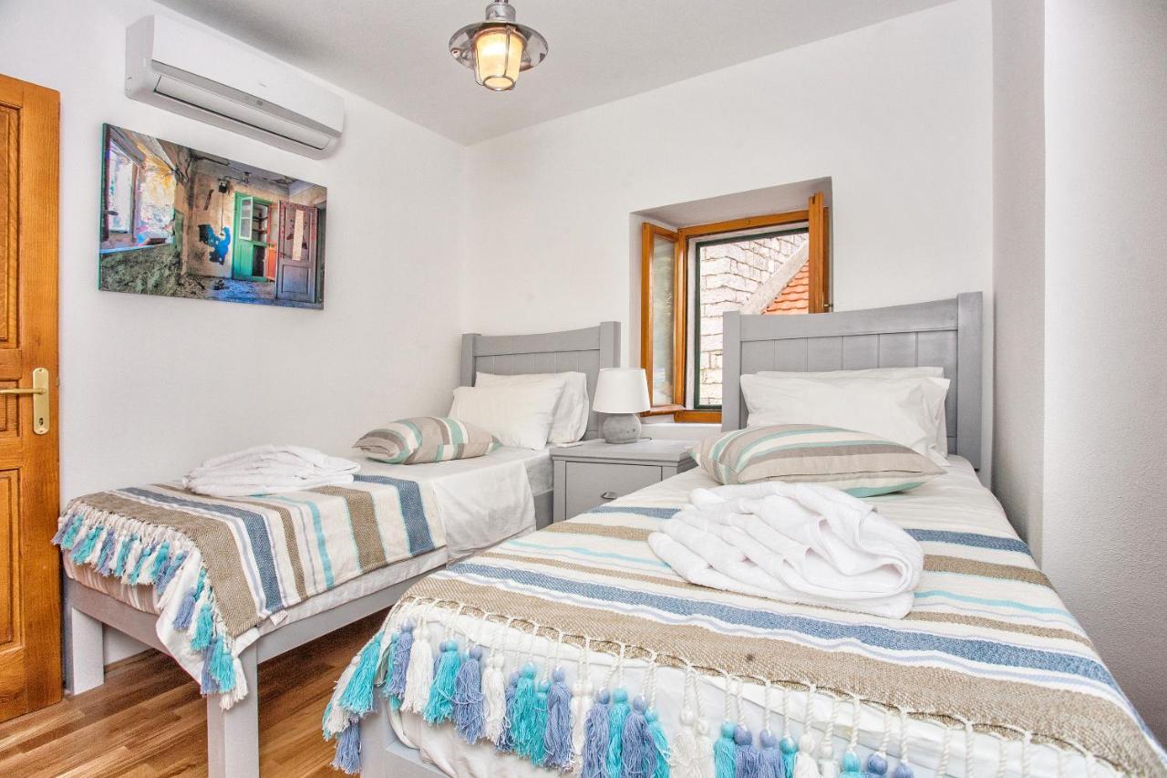 Villa Ruza, Donja Lastva Тиват Стая снимка