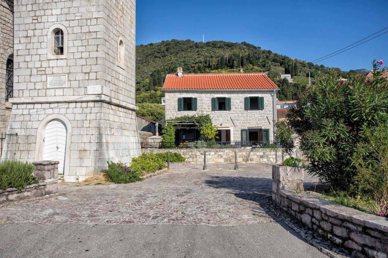 Villa Ruza, Donja Lastva Тиват Екстериор снимка
